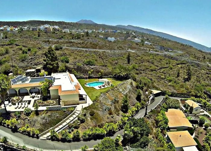 Feriehus Herrenhaus In Chio By Interhome *